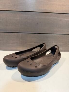 Crocs Kadee Ballet Flats Brown Size 6 Casual Rubber
